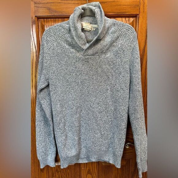 H&M Men’s Grey Collard Sweater - Picture 1 of 3